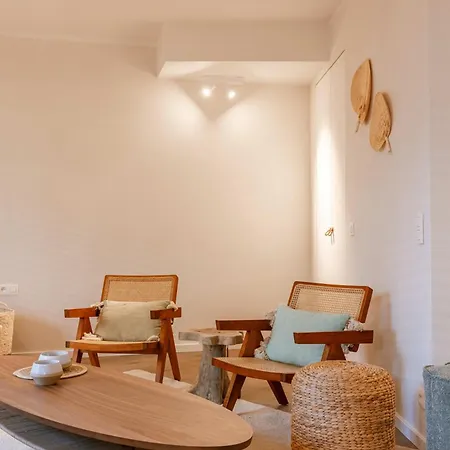 Huswell - Beautiful For 14 Guests , Pets Are Welcome Villa *