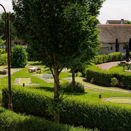 Huswell - Beautiful For 14 Guests , Pets Are Welcome De Haan