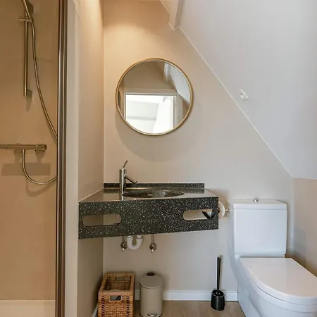 Huswell - Beautiful For 14 Guests , Pets Are Welcome Villa De Haan